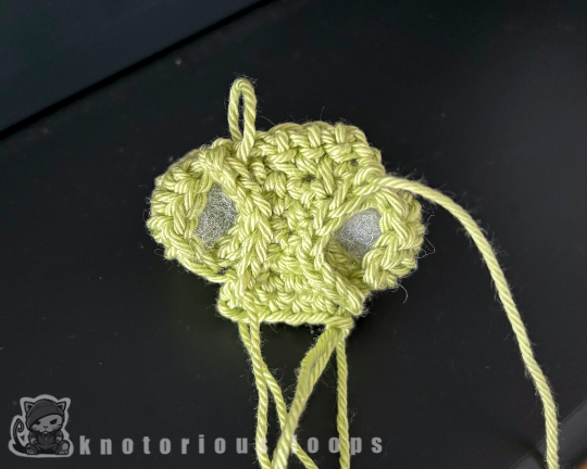 Finished lower body part with legs attached of Bugdroid Robot Amigurumi Finished lower body part with legs attached of Bugdroid Robot Amigurumi