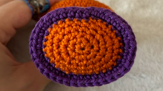 Crochet oval with a magic ring basis Crochet oval with a magic ring basis