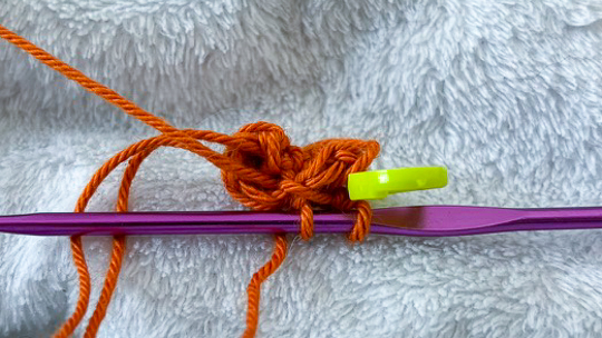 Step 3 of joining amigurumi parts without sewing or gaps Step 3 of joining amigurumi parts without sewing or gaps